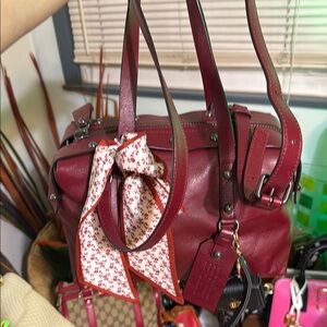 Marc Jacobs Rare EUC Elegant Burgundy Leather Crossbody-Handbag